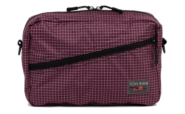 A Packing Cube Shoulder Bag in Acai (dark purple with white grid) 200 Halcyon